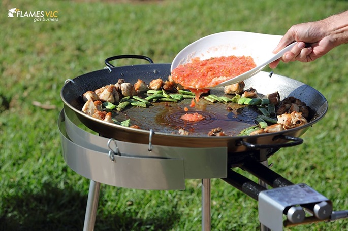 Paella Pfanne und Ringgasbrenner
