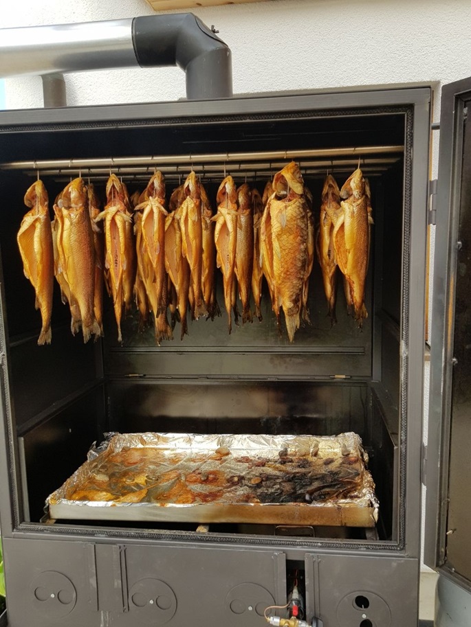 Räucherschrank